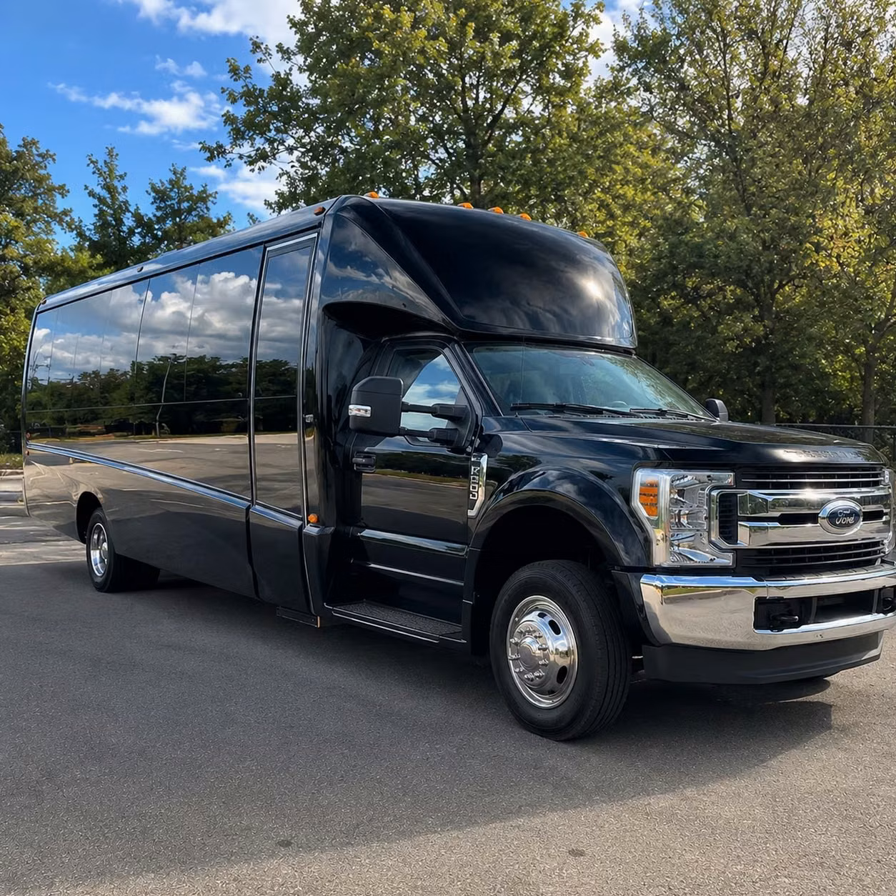 18 passenger minibus