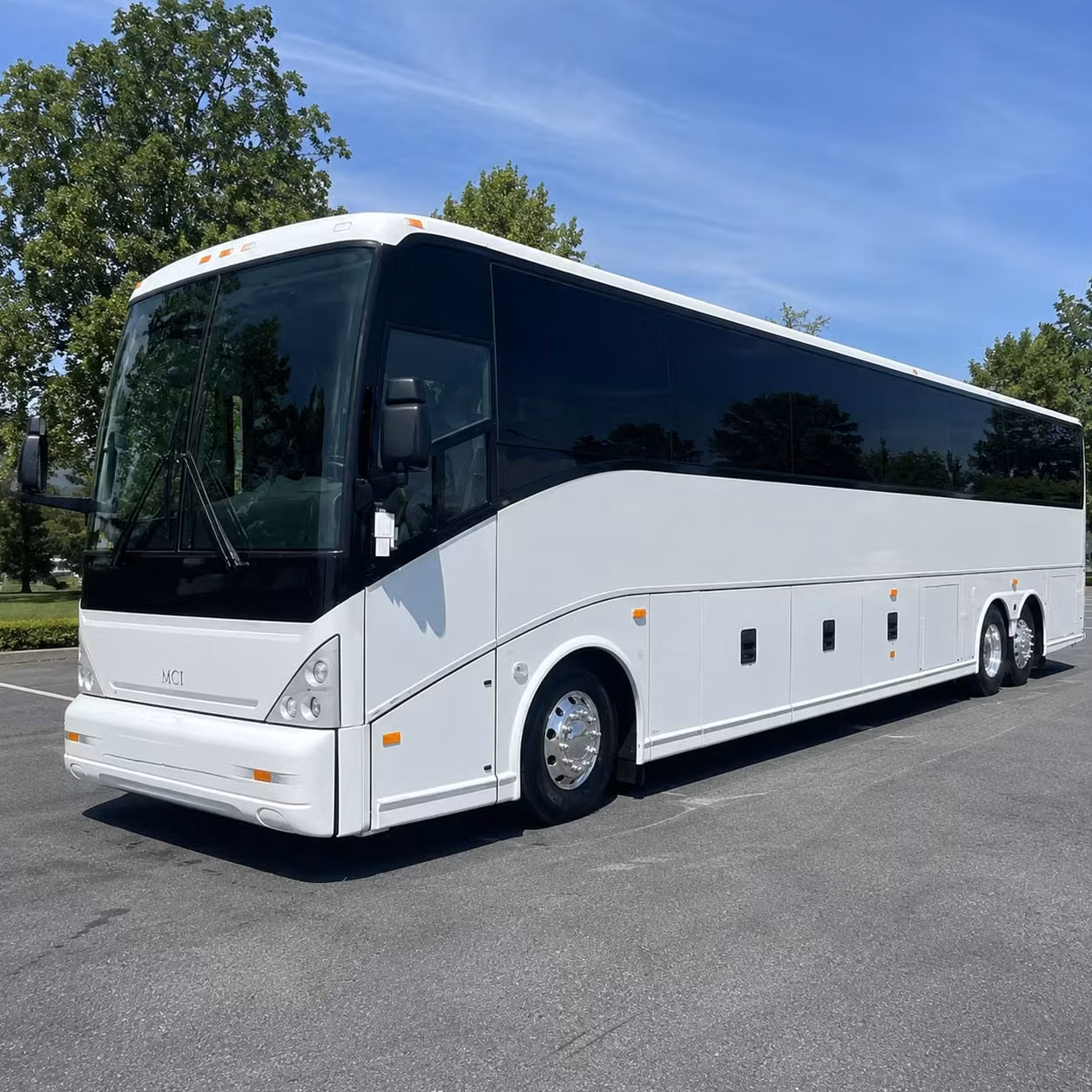 bus rental options for parma trips
