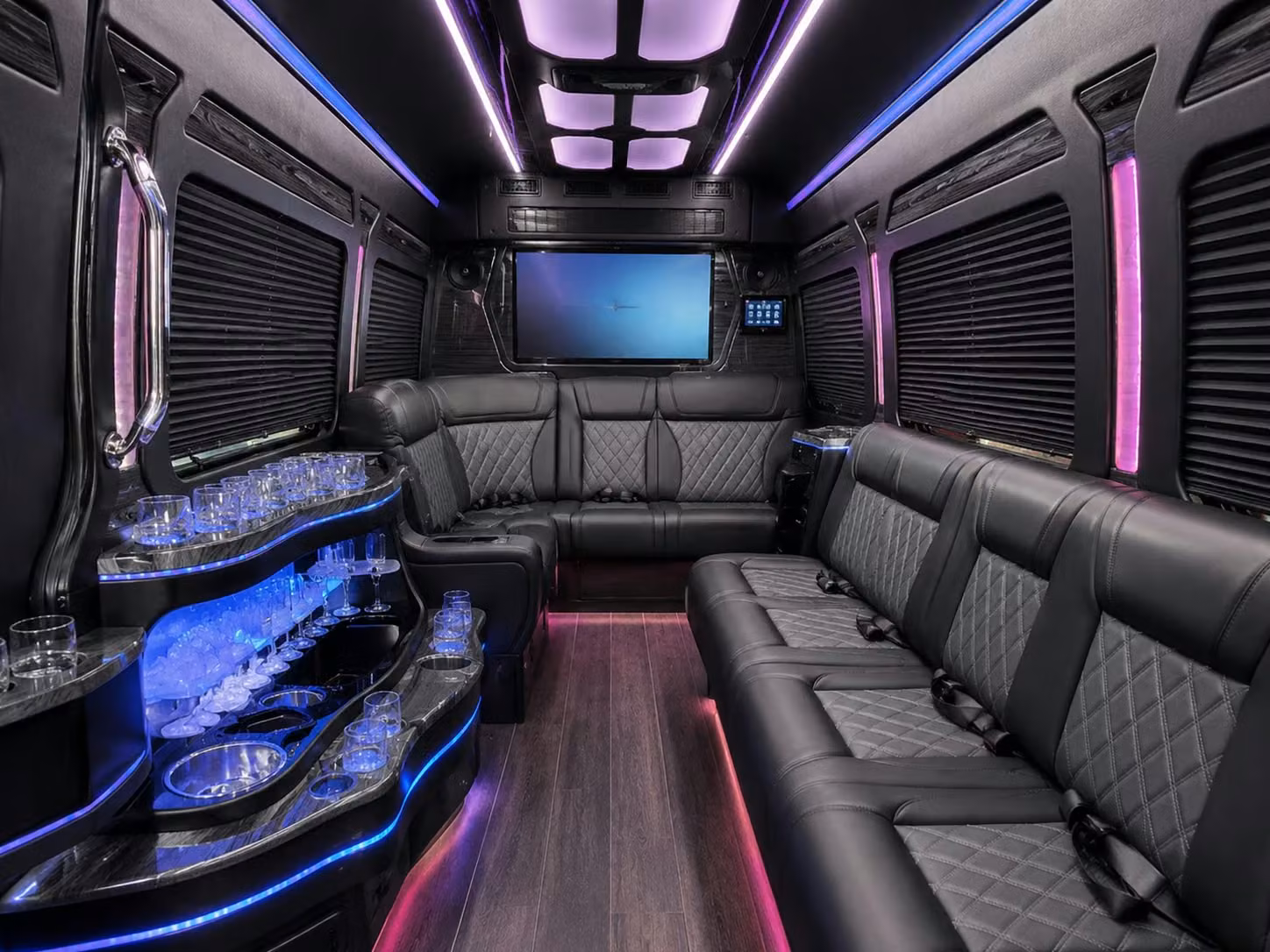 charterbusrentalparmaoh com is the easy way to book transportation for parma high school sports events