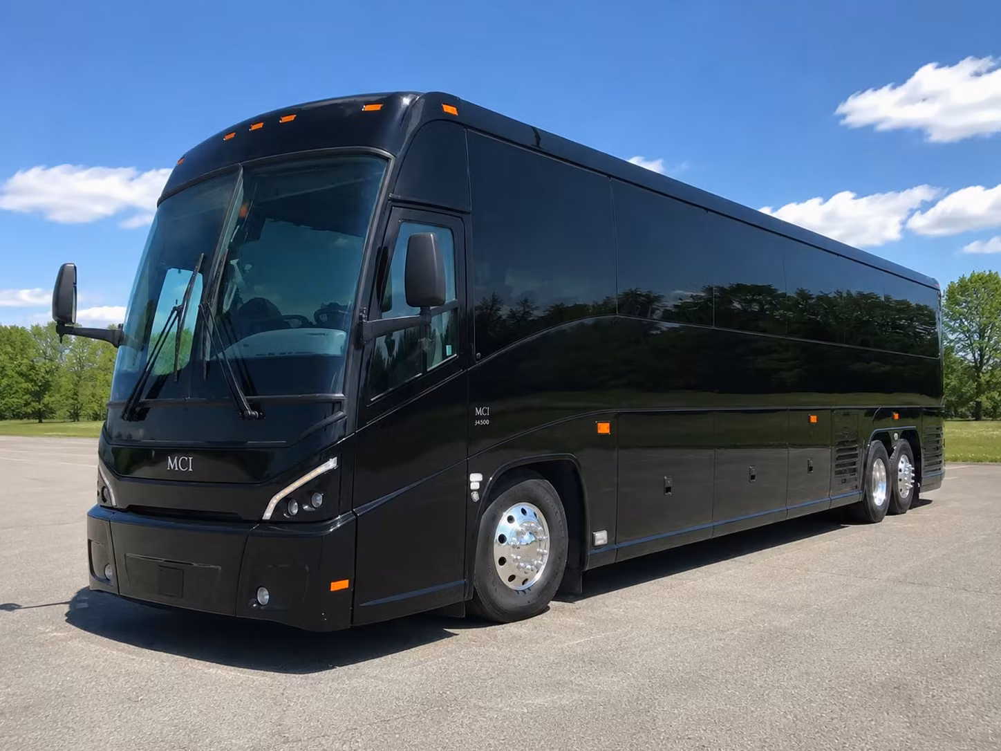 wedding shuttle bus rentals serving parma and greater cleveland