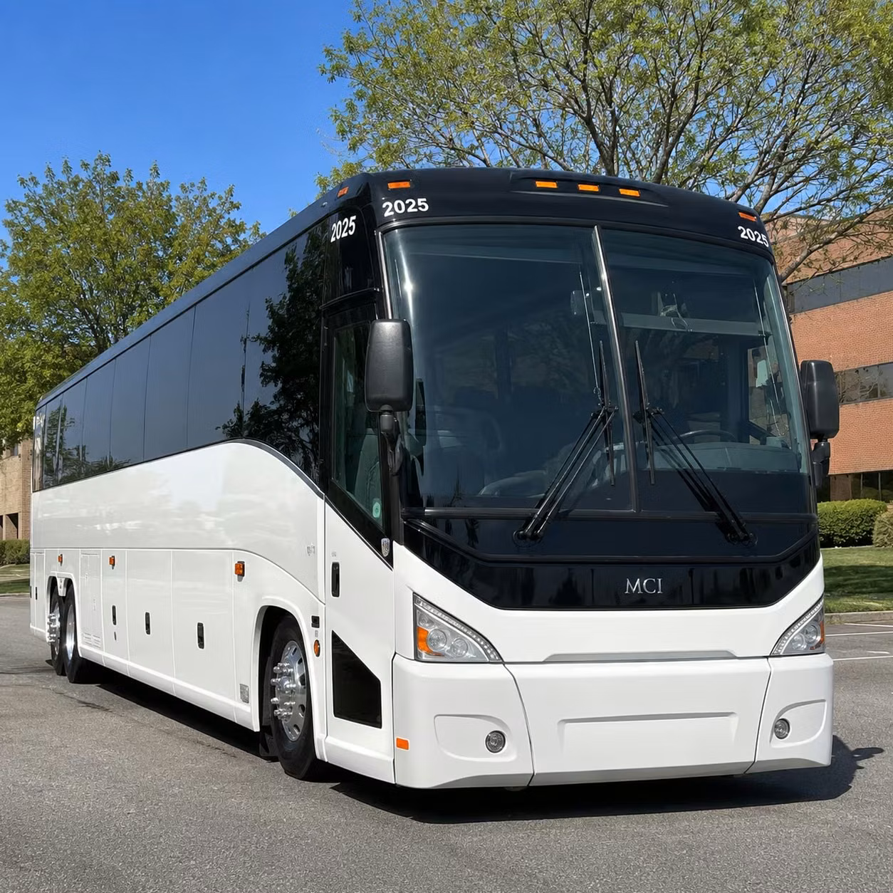 youth group and retreat transportation in parma ohio